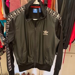Adidas woman’s jacket size small